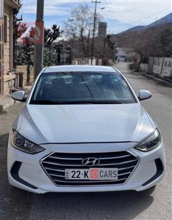 هیۆندای ئەلەنترا